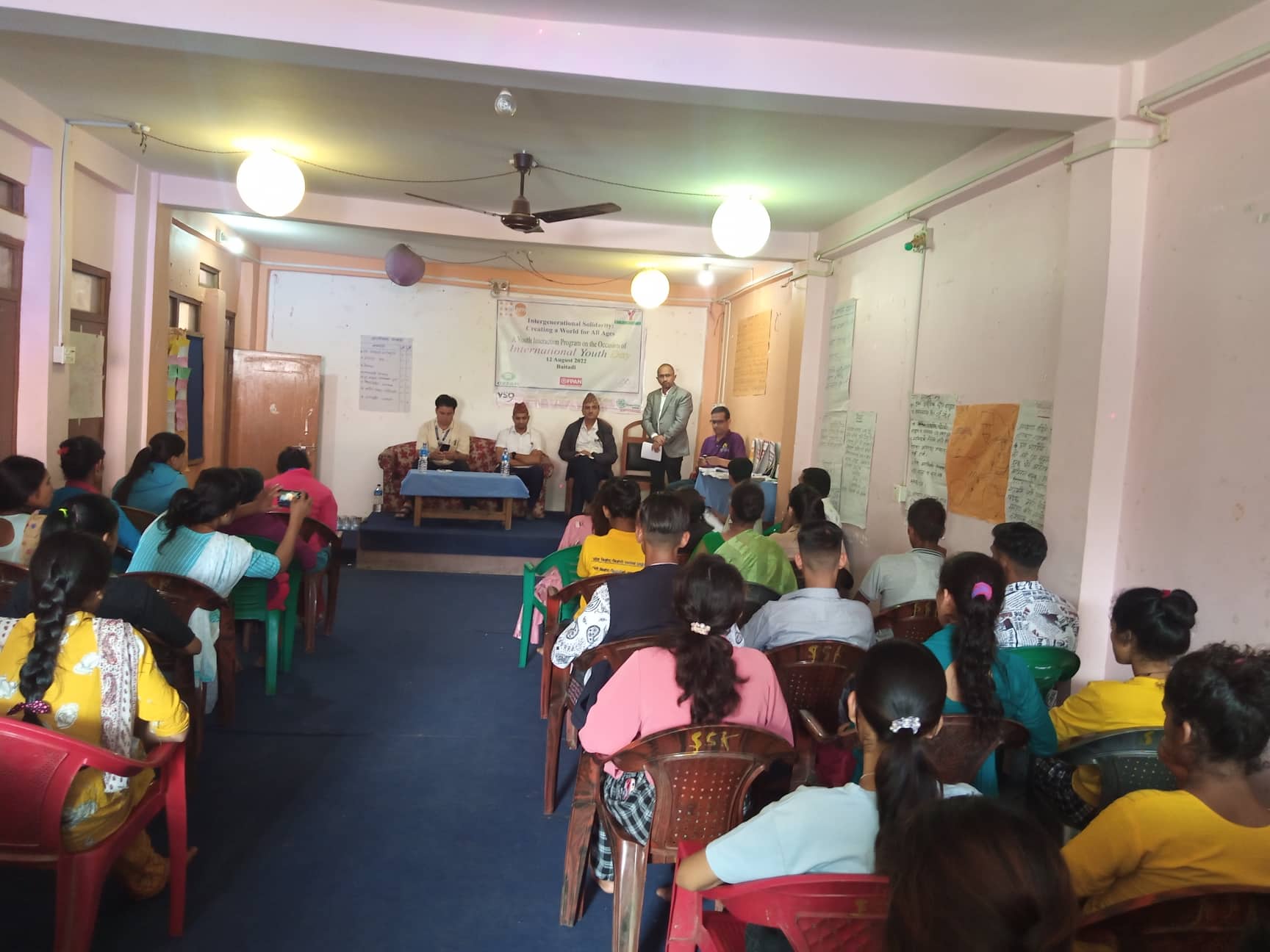 अन्तरर्राष्ट्रिय युवा दिवसको अवसरमा बैतडीमा खुला अन्तर –सम्वाद 